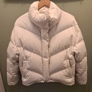ARITZIA WILFRID White "The Cloud Puff" Puffer Jacket - Size Small